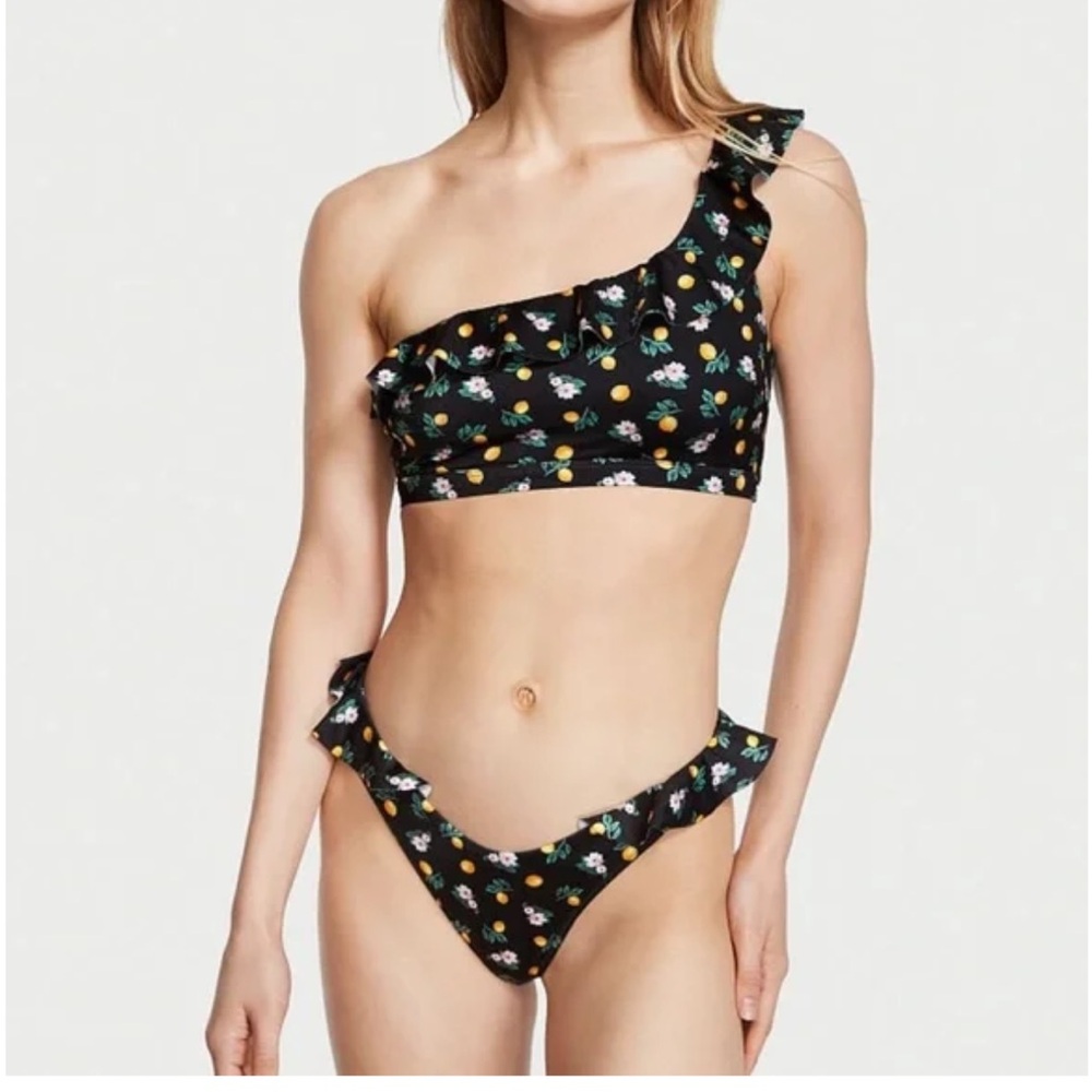 Victoria’s Secret Ruffle Brazilian Swim Suit Top and Bottom Lemon Size L